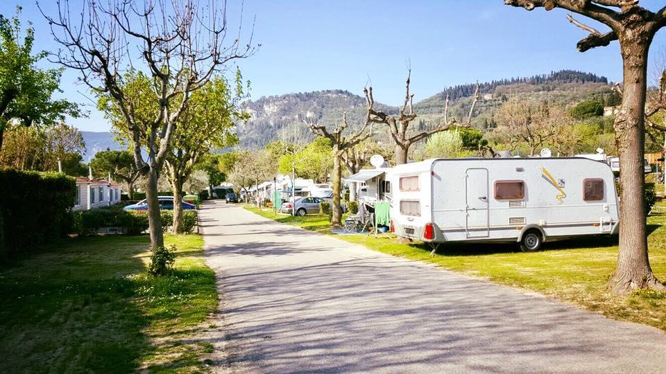 Camping Serenella Μπαρντολίνο Εξωτερικό φωτογραφία